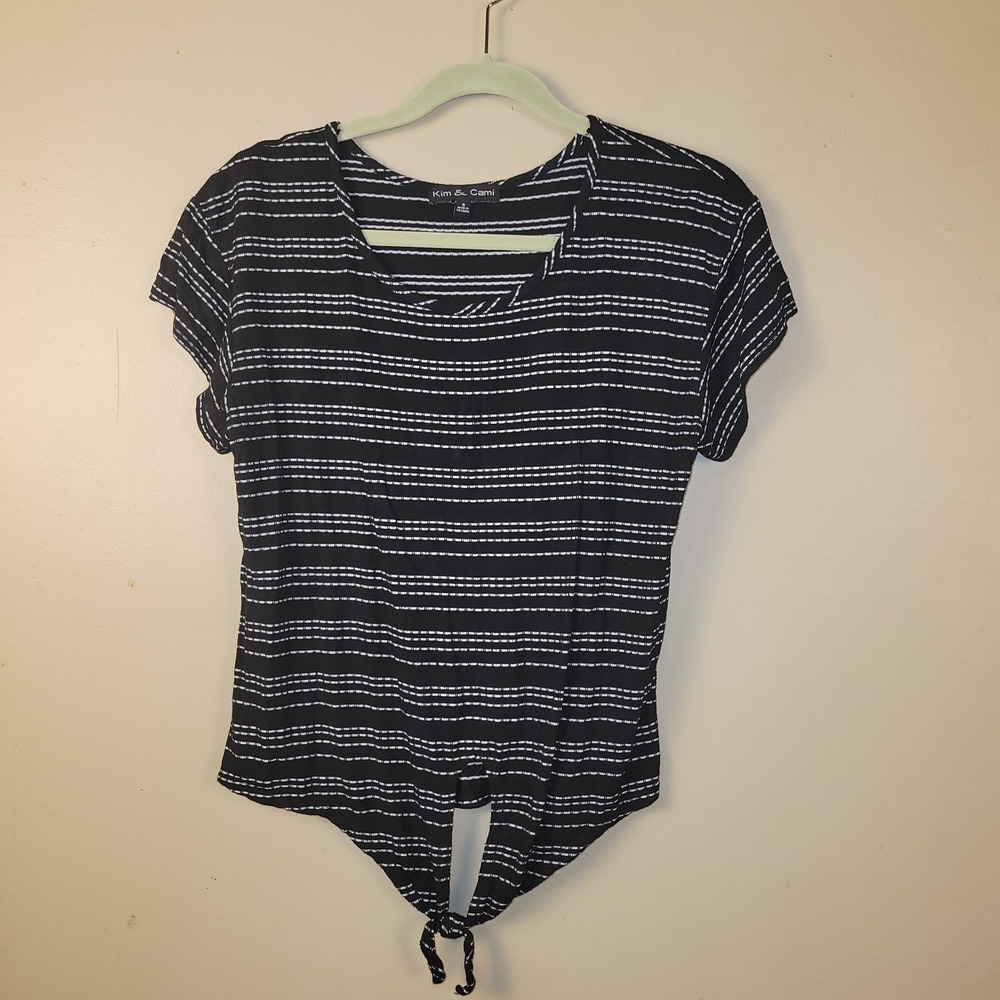 Kim & Cami Womens Top Size S Black w Thin White Stripes Ties at Waist Round Neck